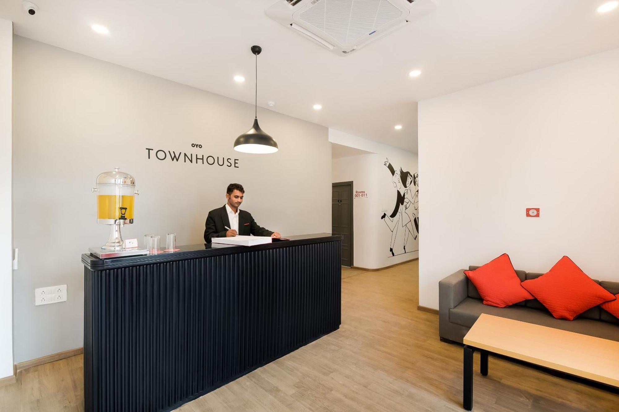 Townhouse The Awadh Airport Near Chaudhary Charan Singh International Airport Hotel Bijnaur Exterior foto