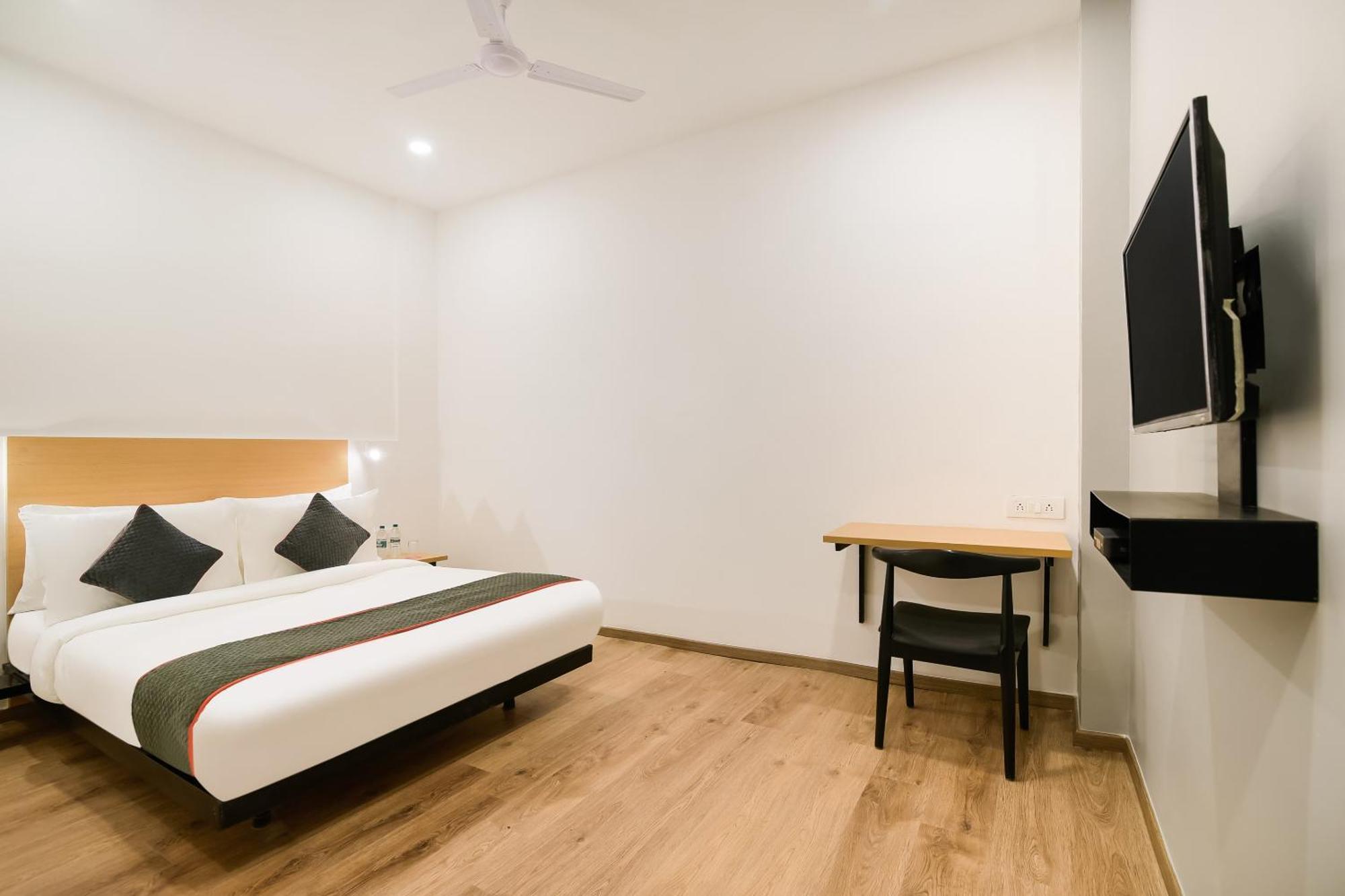 Townhouse The Awadh Airport Near Chaudhary Charan Singh International Airport Hotel Bijnaur Exterior foto